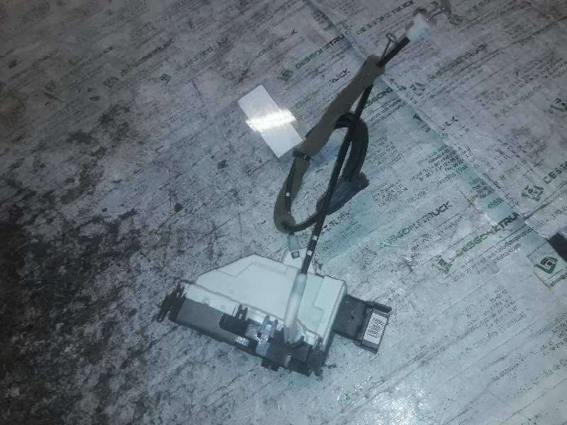 Recambio de cerradura puerta delantera derecha para peugeot partner kombi access referencia OEM IAM 1204N0610I1 6 PINS 