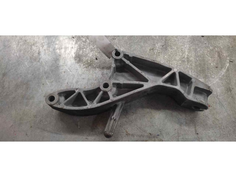 Recambio de soporte motor para opel zafira b cosmo referencia OEM IAM 24459826  