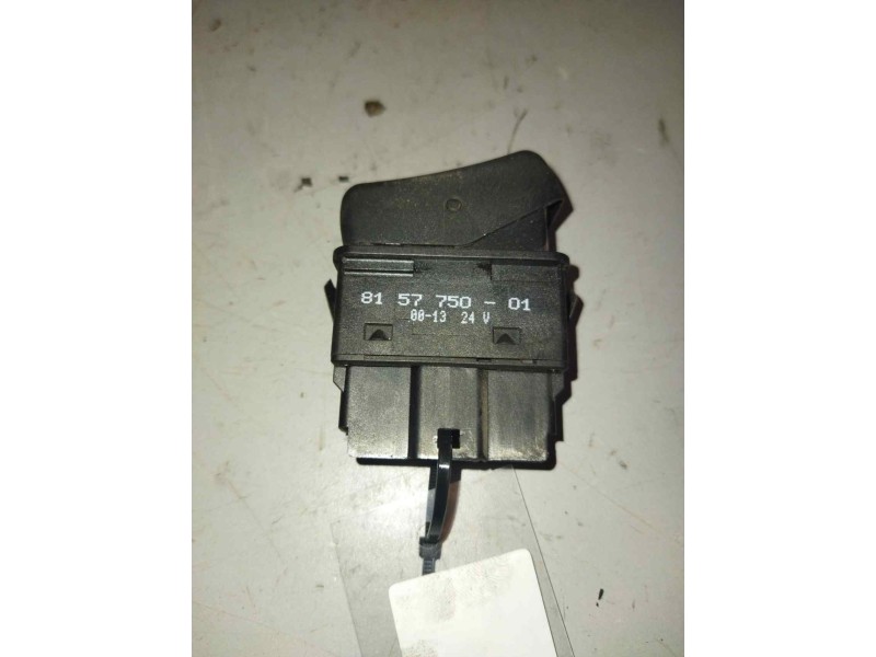 Recambio de warning para volvo fm 12 asta 2001 12.1 diesel (d12d420) referencia OEM IAM 8157750  