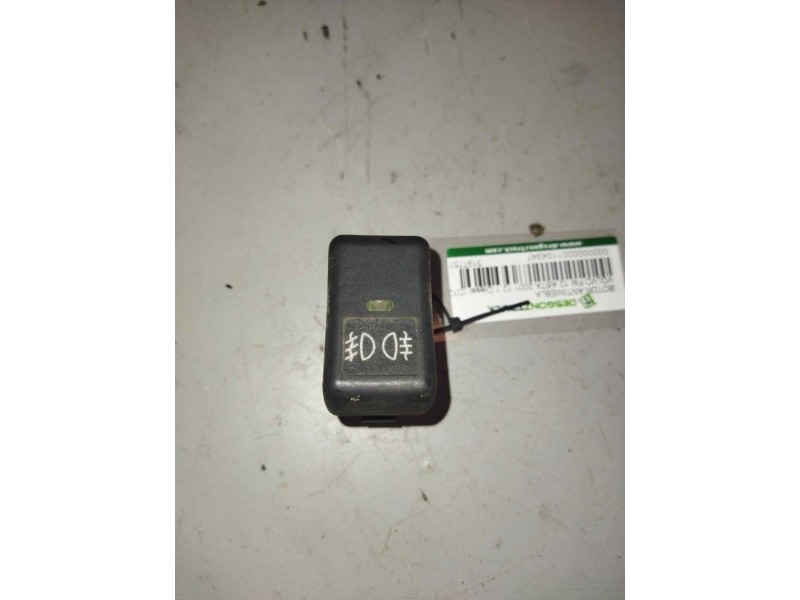 Recambio de boton antiniebla para volvo fm 12 asta 2001 12.1 diesel (d12d420) referencia OEM IAM 3197757  