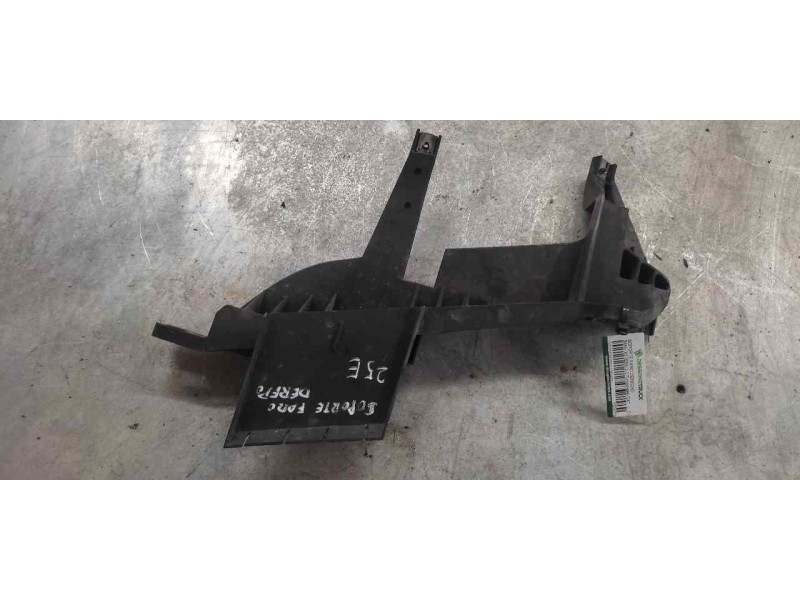 Recambio de soporte faro derecho para bmw x3 (e83) 2.0 turbodiesel cat referencia OEM IAM 1301073025  