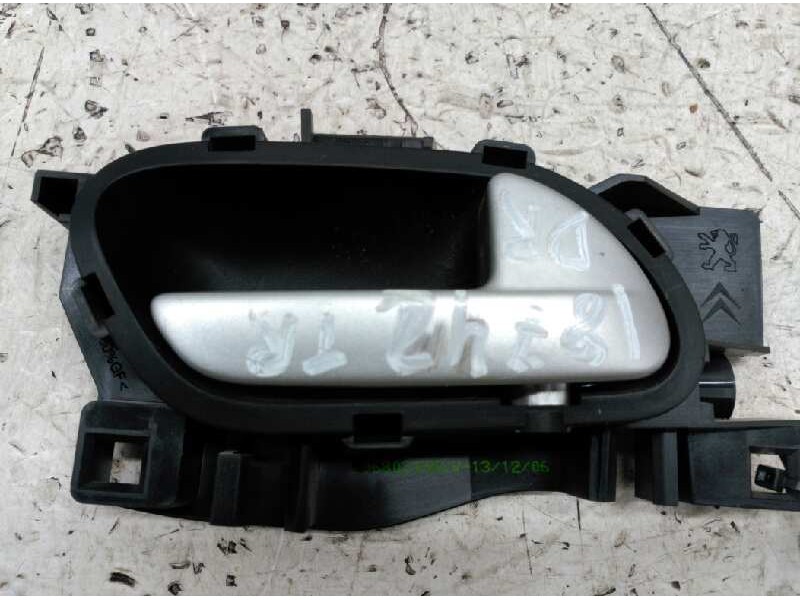 Recambio de maneta interior trasera derecha para peugeot 207 x-line referencia OEM IAM 96802455VV  