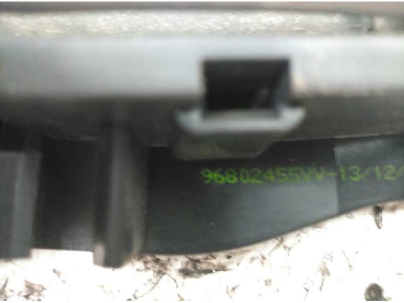 Recambio de maneta interior trasera derecha para peugeot 207 x-line referencia OEM IAM 96802455VV  