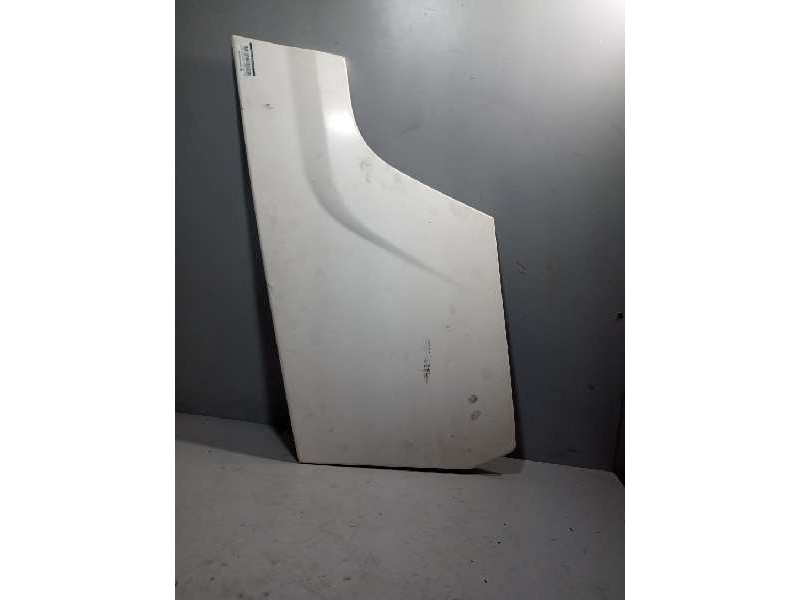 Recambio de moldura puerta delantera izquierda para renault serie t 12.8 diesel referencia OEM IAM   