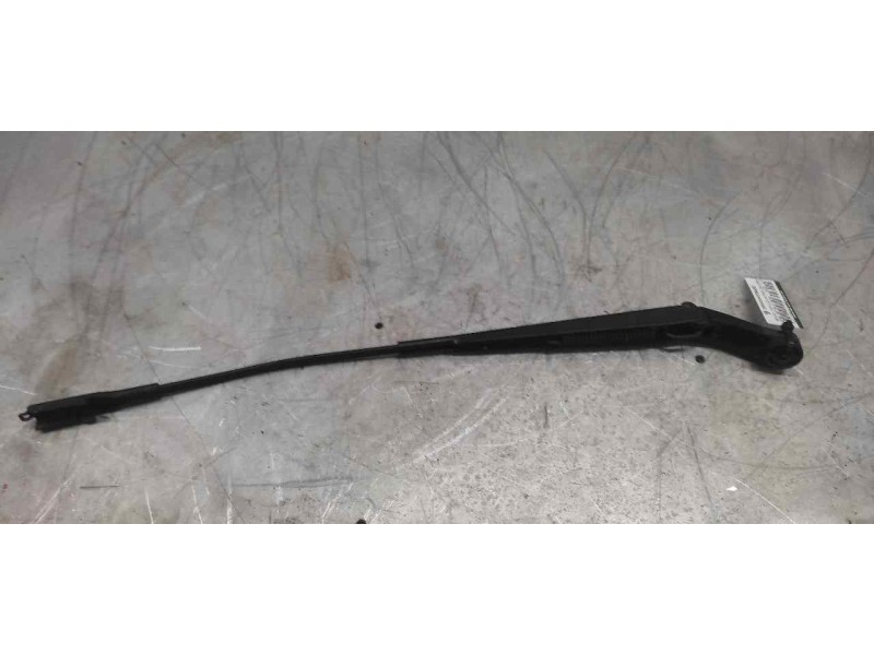 Recambio de brazo limpia delantero izquierdo para opel zafira b cosmo referencia OEM IAM   