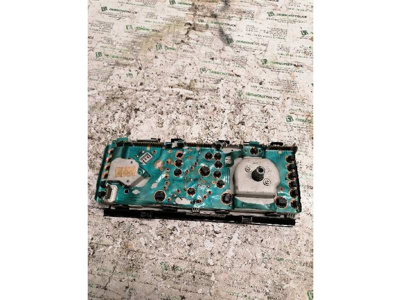 Recambio de cuadro instrumentos para renault 19 hatchback (b/c53) 1.9 diesel referencia OEM IAM 7700784070  