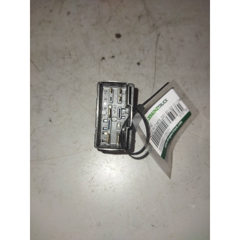 Recambio de warning para volvo fh 12 asta 2001 e2 / e3 12.1 diesel (d12d380) referencia OEM IAM 8157750  