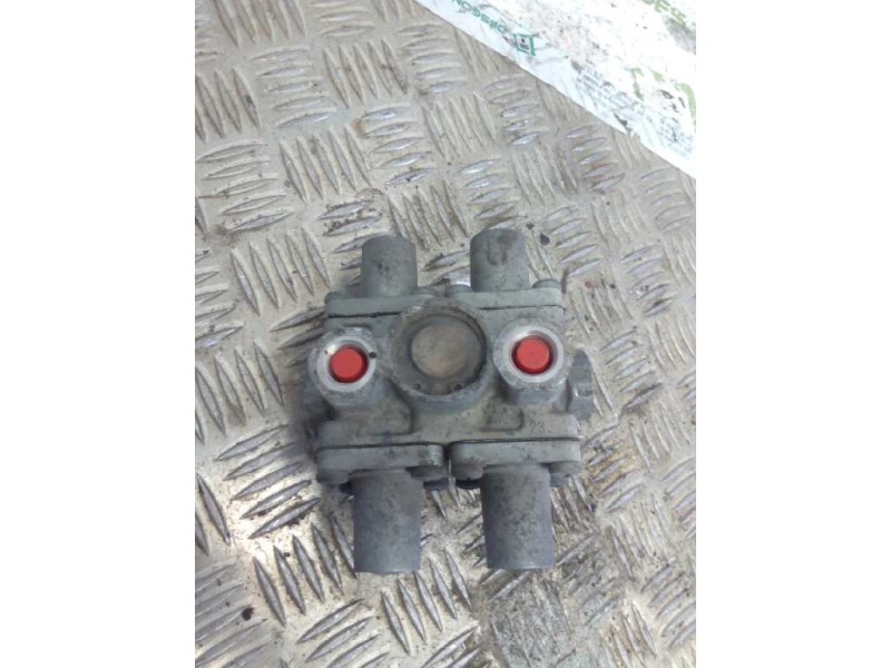 Recambio de valvula aire para nissan trucks atleon tk 3.95 referencia OEM IAM 9347021100 VALVULA CUADRUPLE 