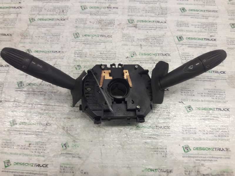 Recambio de mando luces para fiat punto berlina (188) 1.9 d elx (i) referencia OEM IAM 73526795  