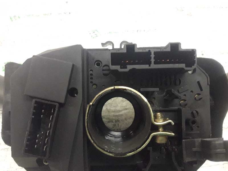 Recambio de mando luces para fiat punto berlina (188) 1.9 d elx (i) referencia OEM IAM 73526795  
