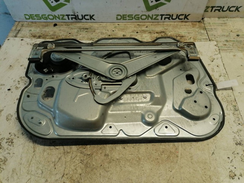 Recambio de elevalunas delantero derecho para ford focus lim. (cb4) titanium referencia OEM IAM 4M51A045H16A  