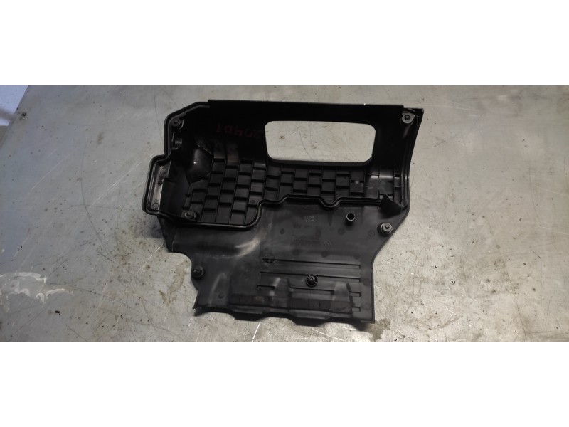 Recambio de tapa motor para bmw serie 3 berlina (e46) 1.9 cat referencia OEM IAM 137122469950  