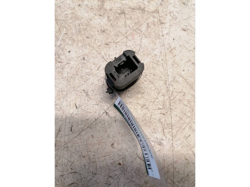 Recambio de warning para ford focus lim. (cb4) titanium referencia OEM IAM 8M5T13A350AB 3 PINS 
