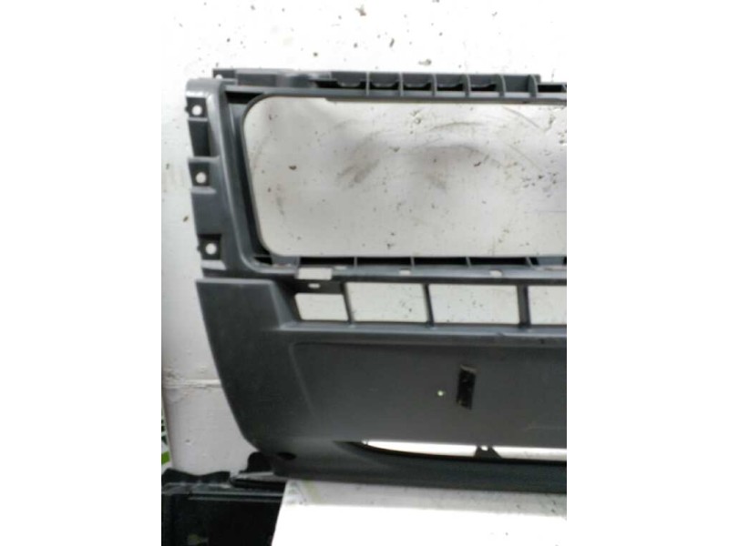 Recambio de panel frontal para peugeot boxer kombi (rs3000)(333) hdi luxus (330) referencia OEM IAM   