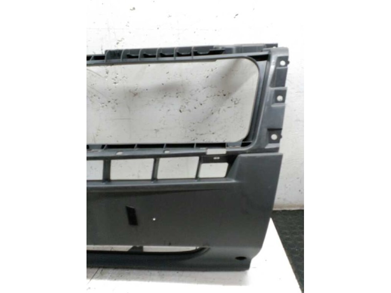 Recambio de panel frontal para peugeot boxer kombi (rs3000)(333) hdi luxus (330) referencia OEM IAM   