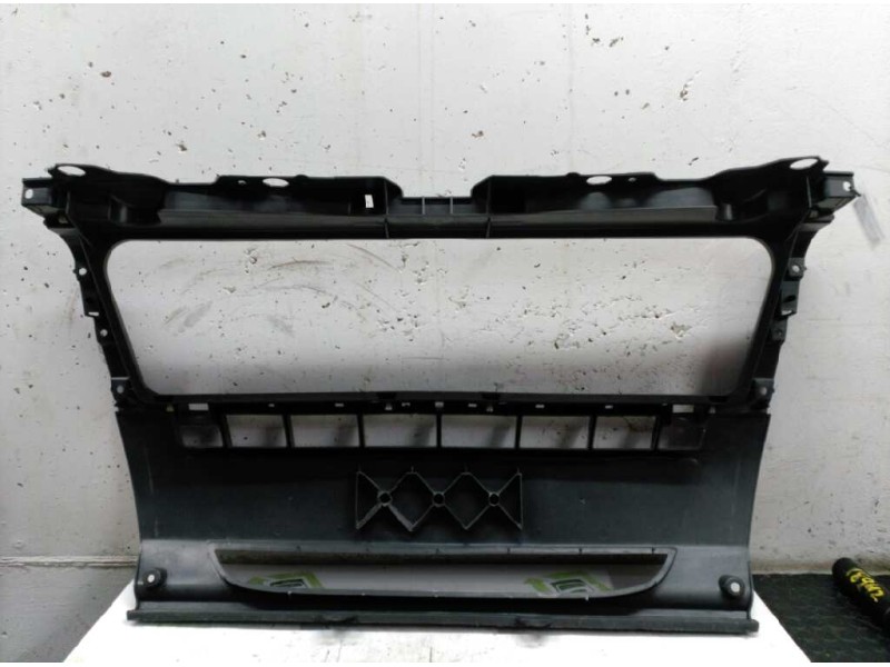 Recambio de panel frontal para peugeot boxer kombi (rs3000)(333) hdi luxus (330) referencia OEM IAM   