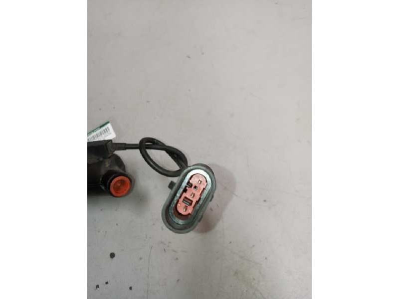 Recambio de bombin embrague para iveco eurocargo 3.9 diesel referencia OEM IAM 504143812 SM2DK 5801317166