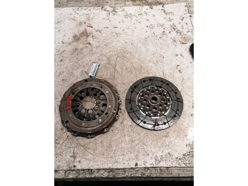Recambio de kit embrague para volkswagen t4 transporter/furgoneta syncro (mod. 1991) combi referencia OEM IAM 322028110  