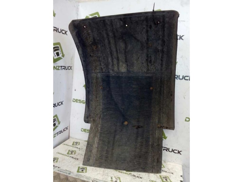 Recambio de guardabarros trasero derecho para iveco eurotech cursor (mh) 7.8 diesel referencia OEM IAM   