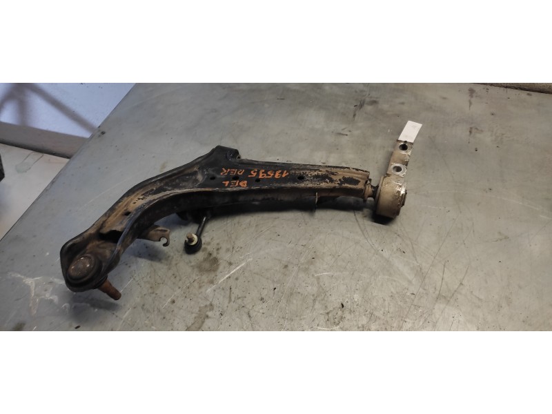 Recambio de brazo suspension inferior delantero derecho para nissan primera berlina (p12) acenta referencia OEM IAM   