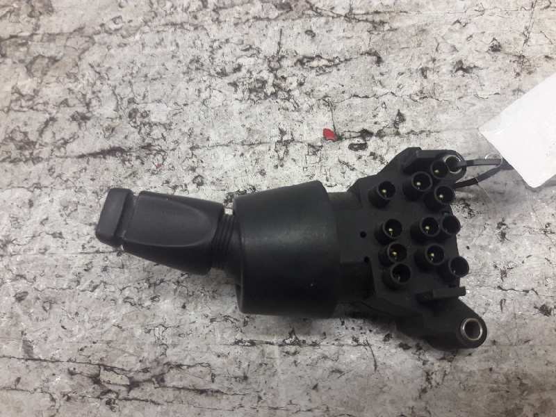 Recambio de mando limpia para ford orion gl referencia OEM IAM 86AG17K478  