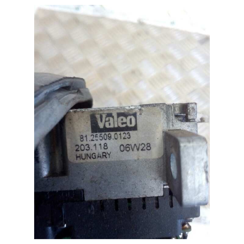 Recambio de mando intermitentes para man tg - a 18.xxx fg / bb   (e3/e4) l referencia OEM IAM 81255090123  