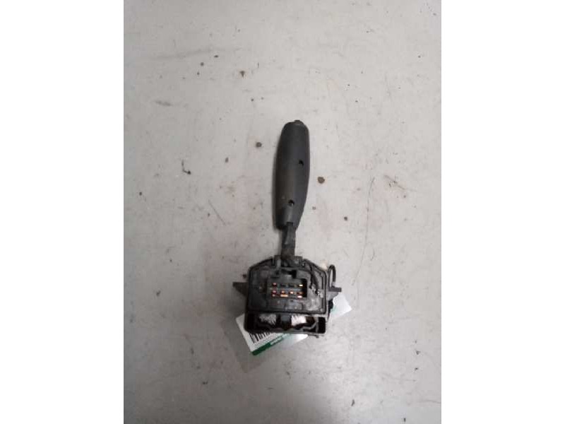 Recambio de mando limpia para nissan cabstar e referencia OEM IAM   