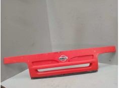 Recambio de rejilla delantera central para nissan cabstar e referencia OEM IAM 62310F3900 623109X200 