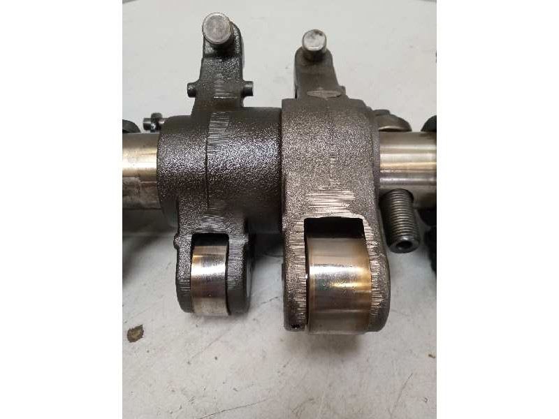 Recambio de eje balancines para iveco stralis (as) 11.1 diesel referencia OEM IAM 504372308 5801660758 5801660756