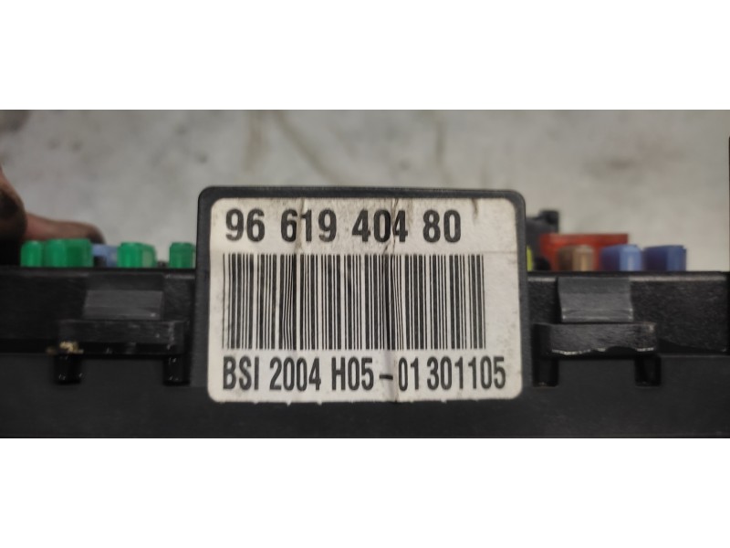 Recambio de caja reles / fusibles para peugeot 307 berlina (s2) xs referencia OEM IAM 9661940480 BSI 