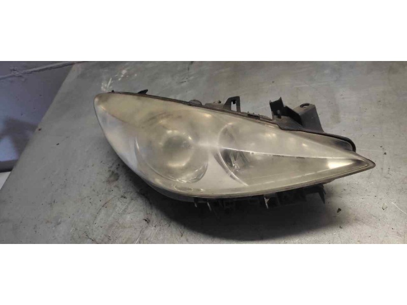 Recambio de faro derecho para peugeot 307 berlina (s2) xs referencia OEM IAM   8 PINS