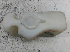 Recambio de deposito limpia para opel corsa a gl referencia OEM IAM 90226560   2