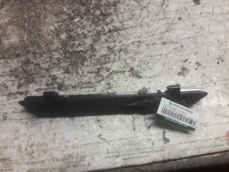 Recambio de luz central de freno para opel zafira a elegance referencia OEM IAM 009133882 2 PINS 