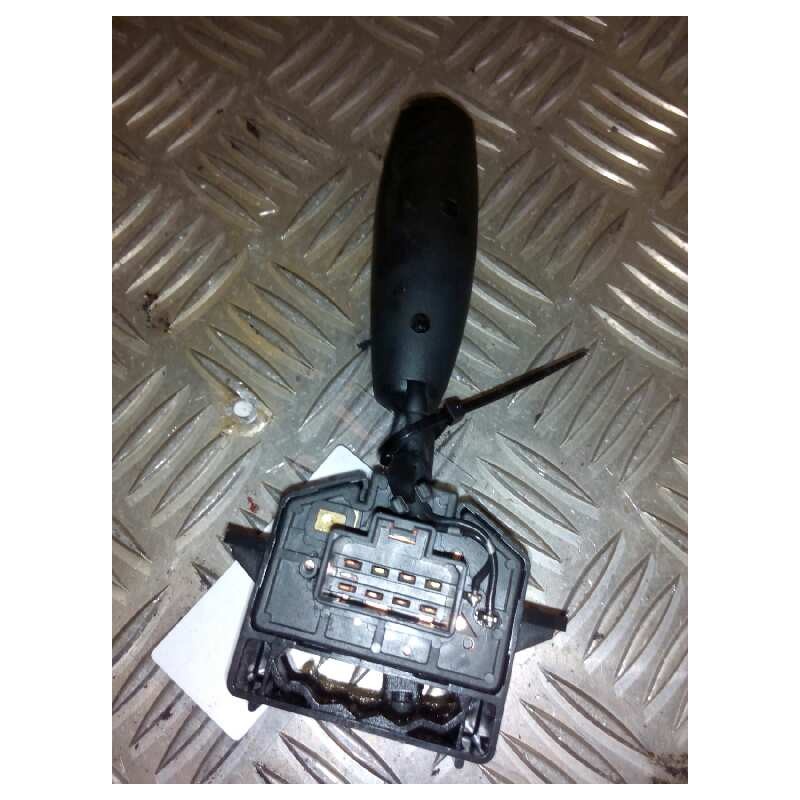 Recambio de mando limpia para nissan cabstar 09.06 cabstar 35.xx cabina simple cabina individual referencia OEM IAM   