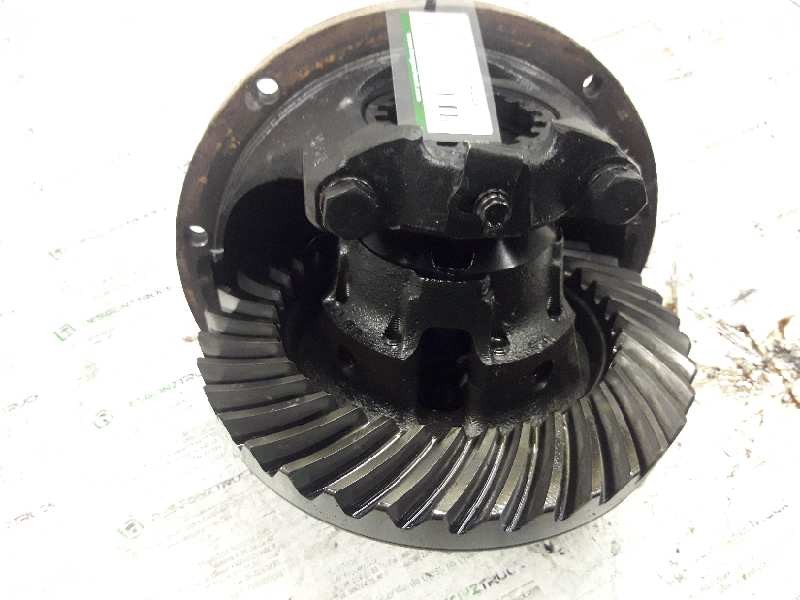 Recambio de grupo para ford maverick (ml) referencia OEM IAM 8X37 TRASERO 