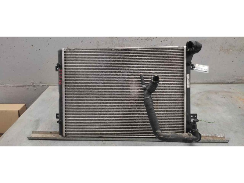 Recambio de radiador agua para ford galaxy (vy) ghia referencia OEM IAM 7M3121253F  