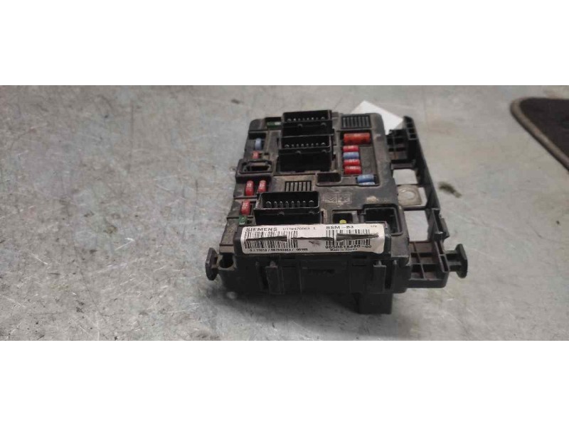 Recambio de caja reles / fusibles para peugeot 307 (s1) xs referencia OEM IAM 9650618480  
