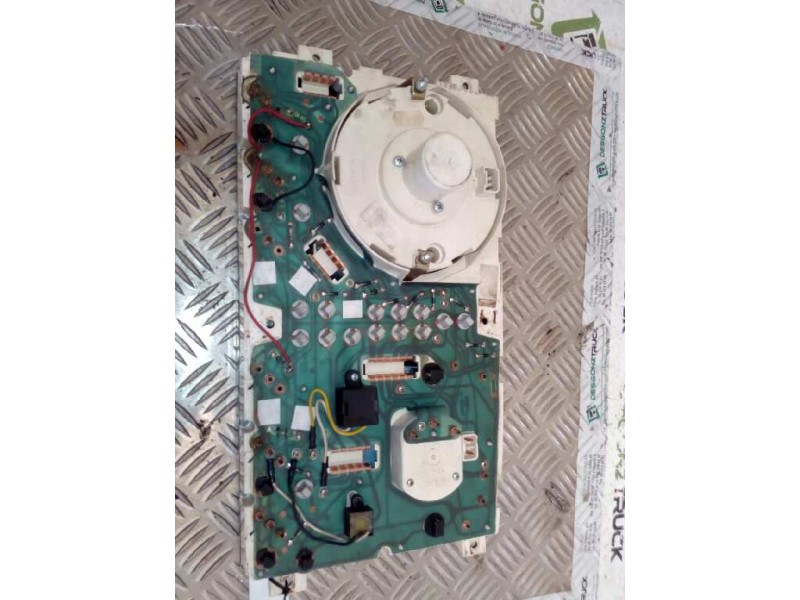 Recambio de cuadro instrumentos para nissan trucks l35.09 ... referencia OEM IAM   