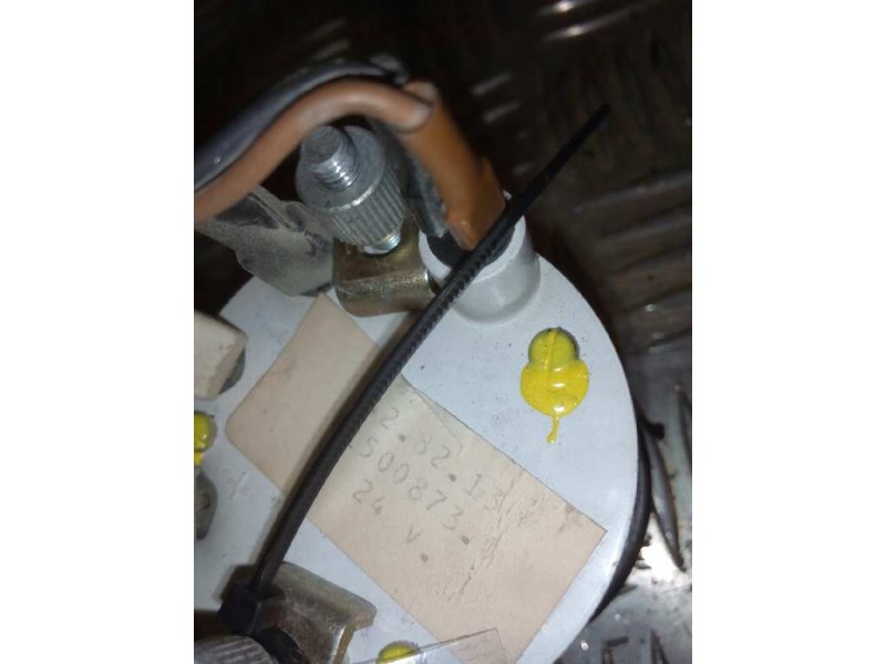 Recambio de cuadro instrumentos para nissan trucks l80.09 l80.14 referencia OEM IAM 428213 015008730 CUENTA REVOLUCIONES