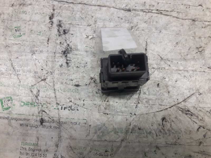 Recambio de boton agua limpia para kia carnival ii 2.9 cdri executive referencia OEM IAM 0K53B  