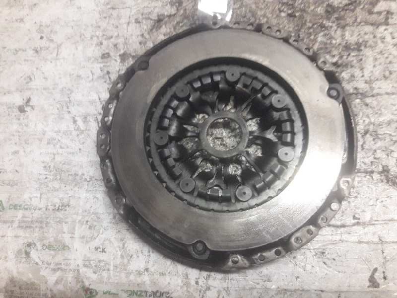 Recambio de maza embrague para renault megane ii familiar authentique referencia OEM IAM 8200539510  