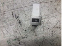 Recambio de boton antiniebla trasero para kia carnival ii 2.9 cdri executive referencia OEM IAM   