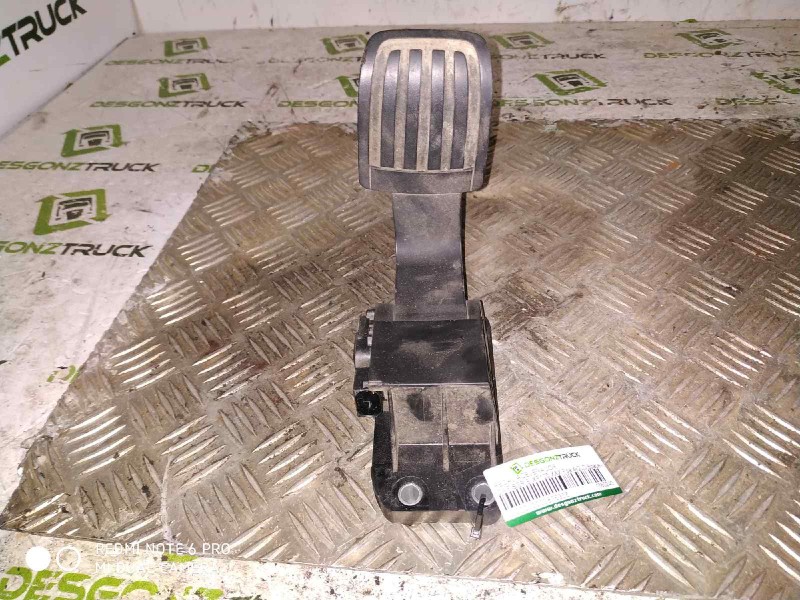 Recambio de pedal acelerador para daf serie xf105.xxx fsa 4x2ld space-cab referencia OEM IAM 1860240  