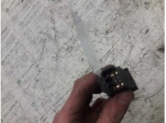 Recambio de boton antiniebla para kia carnival ii 2.9 cdri executive referencia OEM IAM    2