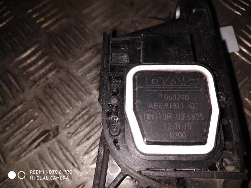 Recambio de pedal acelerador para daf serie xf105.xxx fsa 4x2ld space-cab referencia OEM IAM 1860240  