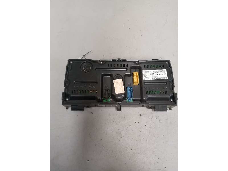 Recambio de cuadro instrumentos para renault magnum ab 2005 12.8 diesel referencia OEM IAM 7420977604  