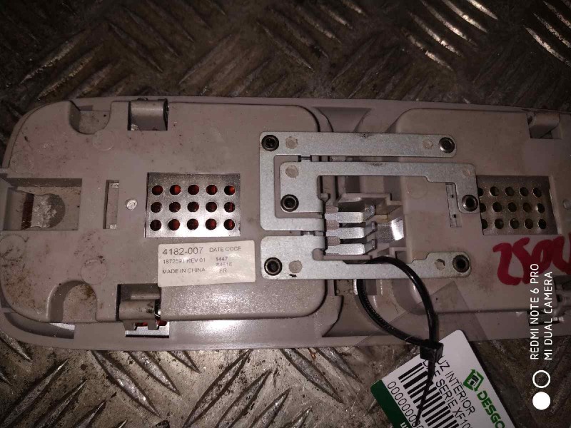 Recambio de luz interior para daf serie xf105.xxx fsa 4x2ld space-cab referencia OEM IAM 1872591  