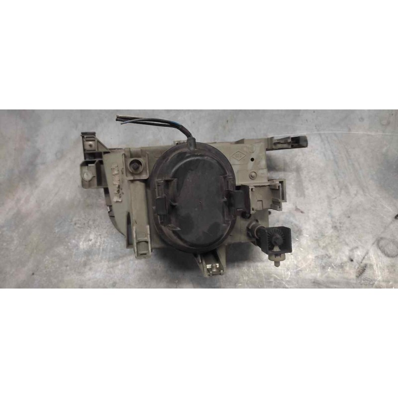 Recambio de faro izquierdo para renault clio i fase i+ii (b/c57) 1.2 alize referencia OEM IAM   
