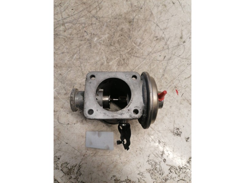 Recambio de valvula egr para bmw serie 7 (e65/e66) 730d referencia OEM IAM 72826402  