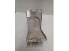 Recambio de soporte para iveco eurocargo referencia OEM IAM 8142988 SOPORTE PELDAÑO DERECHO 